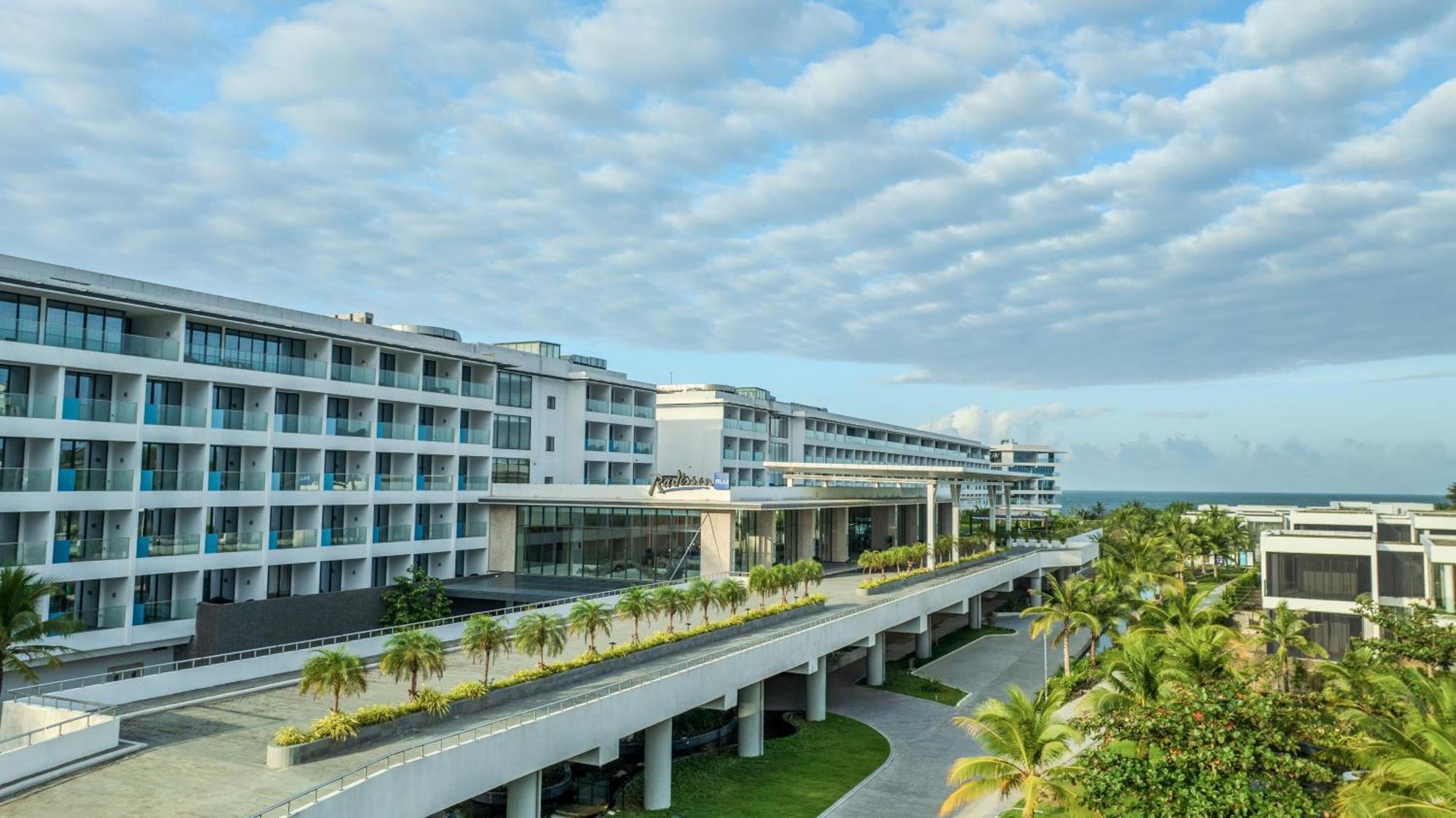 Radisson Blu Resort Hoi An Ha Bang Экстерьер фото
